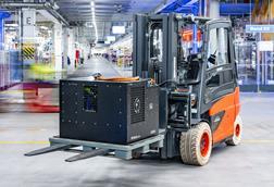 BMW Plant Regensburg - Use of hydrogen in intralogistics by hydrogen-powered tugger trains and forklift trucks