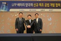 (L to R) Hee-Joong Im (Hyundai Steel), Junwon Suh (EcoPro BM), and Soonjoon Jung (Hyundai Motor & Kia) are key figures in the project