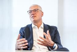 Arno Güllering, Dräxlmaier