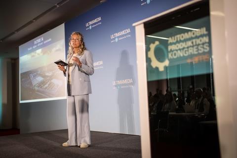 Sara Gielen, Plant Manager Sindelfingen at Mercedes-Benz, aims to harmonize the tradition of 110 years of the Sindelfingen plant with the tools of digitalization. (Photo- Marko Priske)
