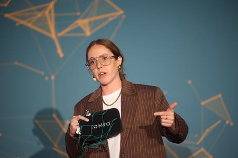 D4P Emilie Grimm Hyundai3992