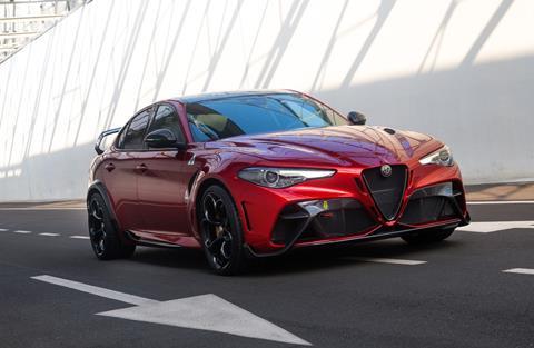 Alfa Romeo Giulia GTAm 3