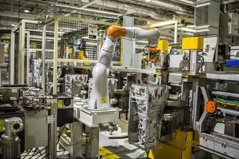 Automated transmission assembly at Ford Livonia