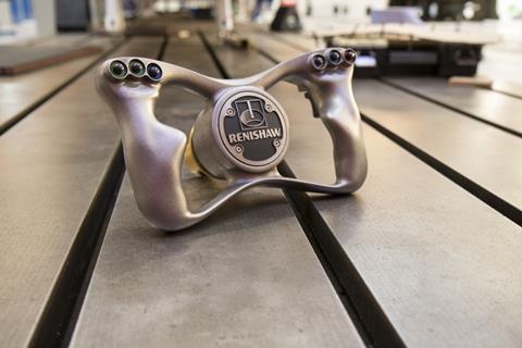 Bloodhound LSR - steering wheel made from laser sintered Ti