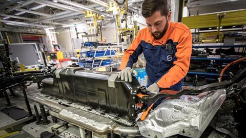 Plug-in hybrid battery pack mounted in an XC40 at Volvo Cars’ Ghent plant