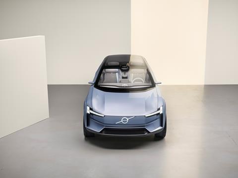 289677_Volvo_Concept_Recharge_Exterior_front_view